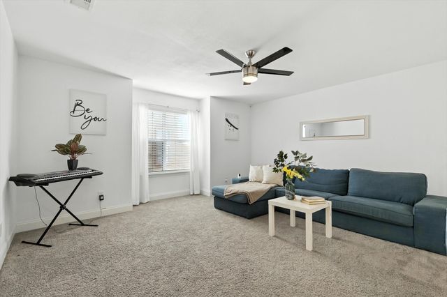 308 Pemberton Place, Cedar Hill, TX 75104