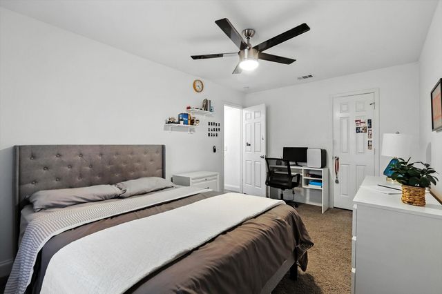 308 Pemberton Place, Cedar Hill, TX 75104