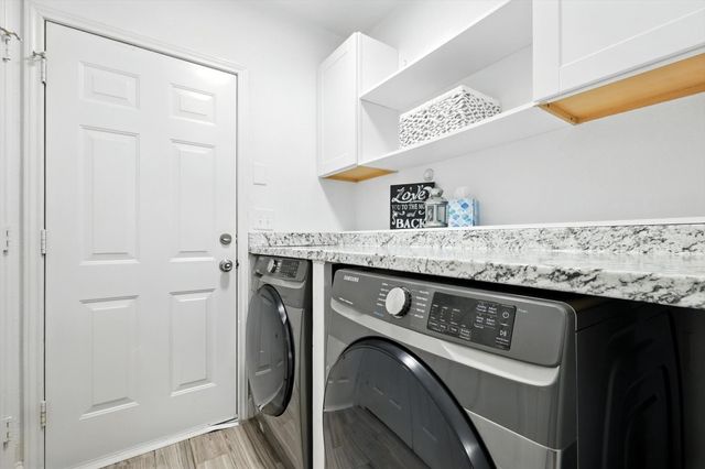 308 Pemberton Place, Cedar Hill, TX 75104
