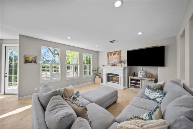 23912 Lakeside Road, Valencia, CA 91355