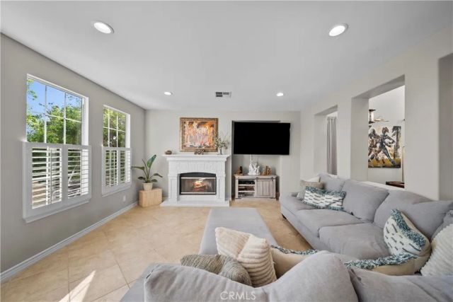 23912 Lakeside Road, Valencia, CA 91355