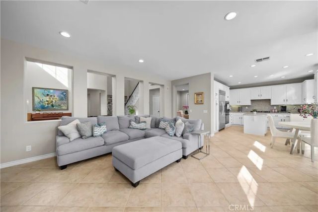 23912 Lakeside Road, Valencia, CA 91355