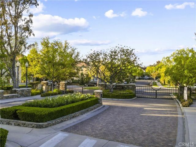 23912 Lakeside Road, Valencia, CA 91355