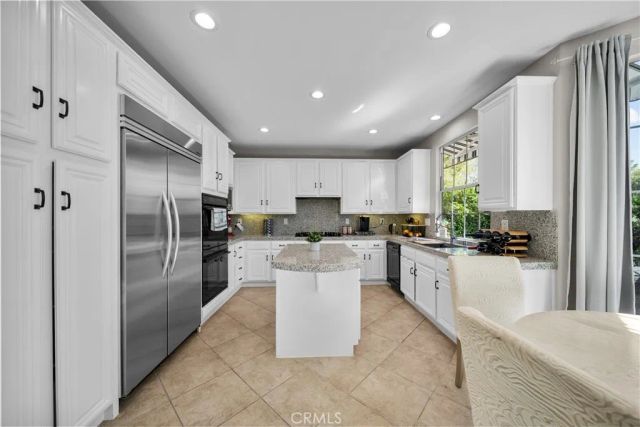 23912 Lakeside Road, Valencia, CA 91355