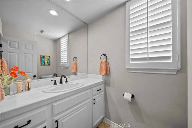 23912 Lakeside Road, Valencia, CA 91355