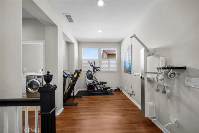 23912 Lakeside Road, Valencia, CA 91355