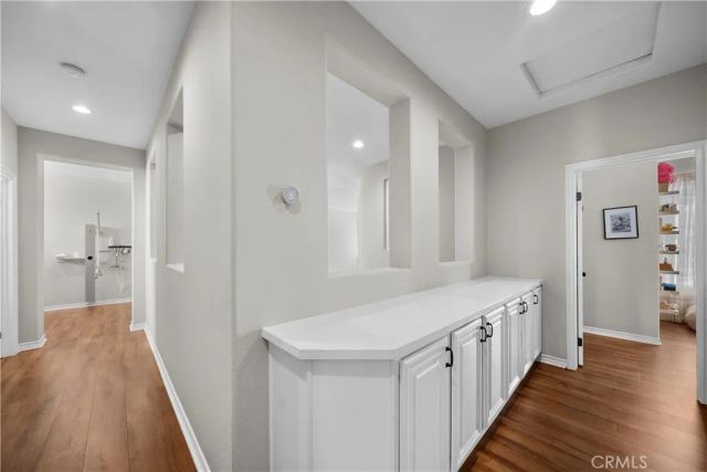 23912 Lakeside Road, Valencia, CA 91355