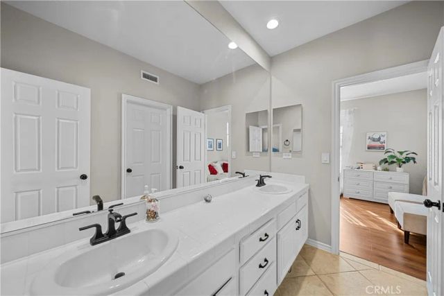 23912 Lakeside Road, Valencia, CA 91355