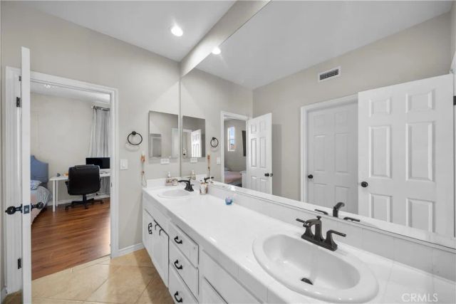 23912 Lakeside Road, Valencia, CA 91355