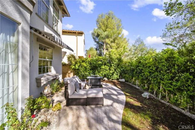 23912 Lakeside Road, Valencia, CA 91355