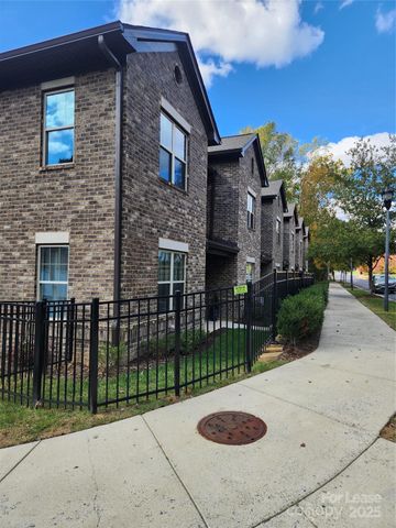 326 Sadie Drive, Matthews, NC 28105