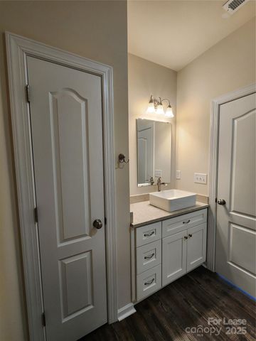 326 Sadie Drive, Matthews, NC 28105