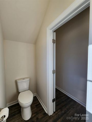 326 Sadie Drive, Matthews, NC 28105