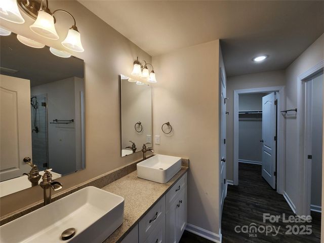 326 Sadie Drive, Matthews, NC 28105