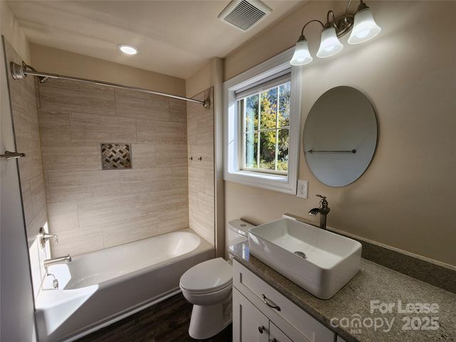 326 Sadie Drive, Matthews, NC 28105