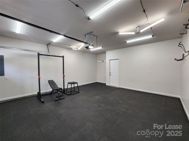 326 Sadie Drive, Matthews, NC 28105