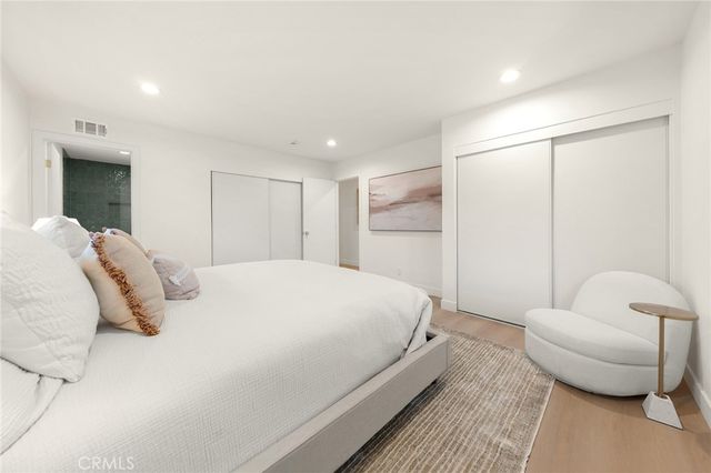 952 Cheyenne, Costa Mesa, CA 92626