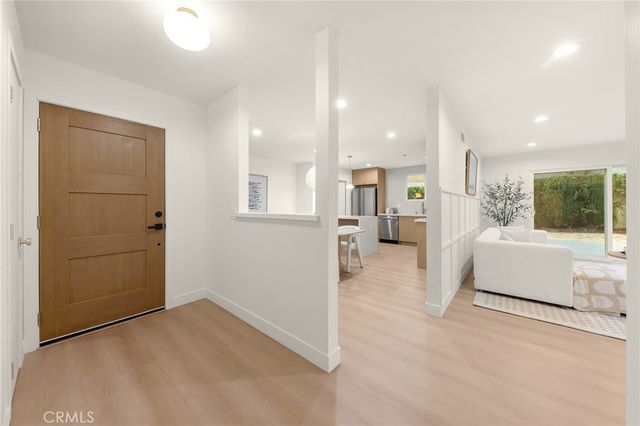 952 Cheyenne, Costa Mesa, CA 92626