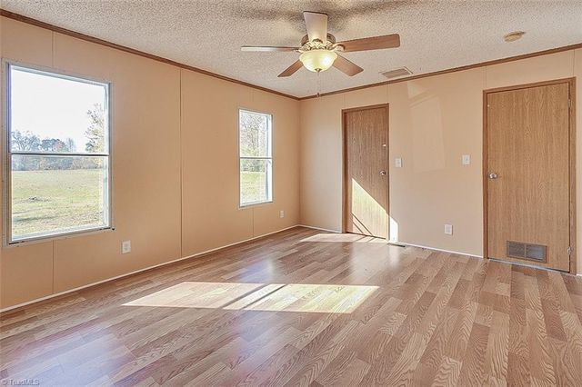 1522 Hopewell Friends Road, Asheboro, NC 27205