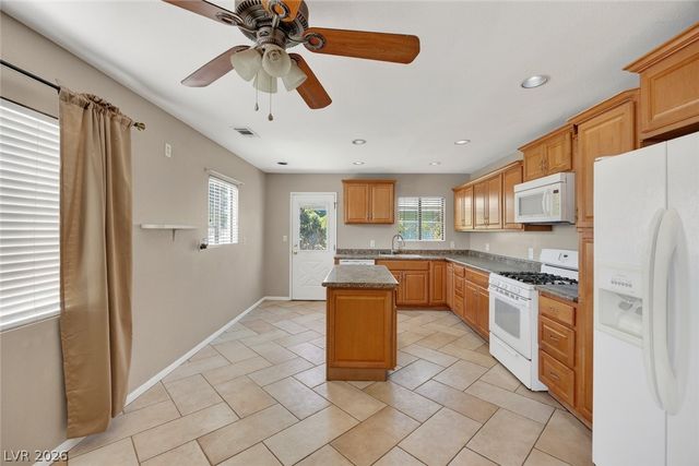 132 Cedar Street, Henderson, NV 89015