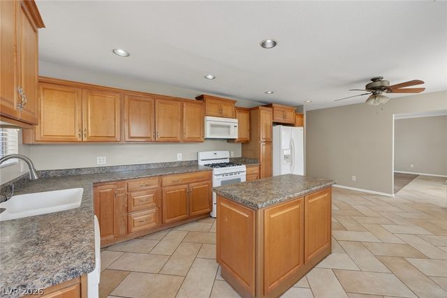 132 Cedar Street, Henderson, NV 89015