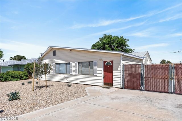 132 Cedar Street, Henderson, NV 89015