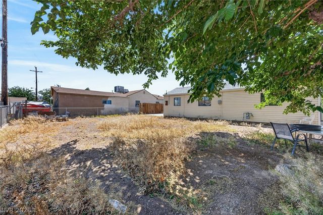 132 Cedar Street, Henderson, NV 89015