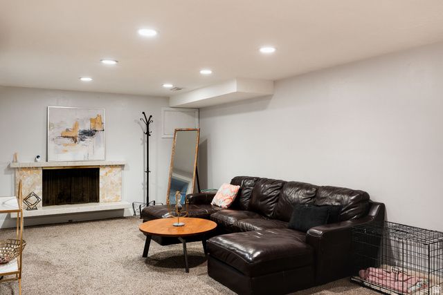 5615 S LAURELWOOD, Holladay, UT 84121