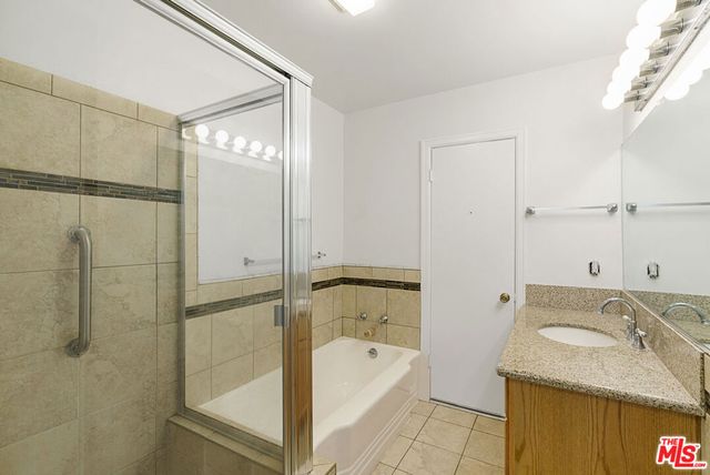 1744 S Genesee Avenue, Los Angeles, CA 90019