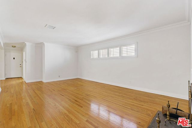 1744 S Genesee Avenue, Los Angeles, CA 90019