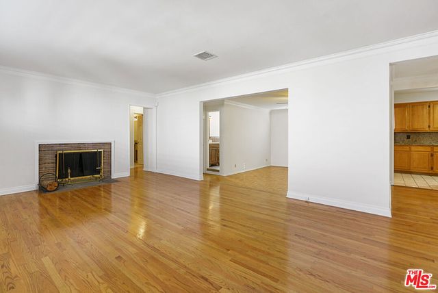 1744 S Genesee Avenue, Los Angeles, CA 90019