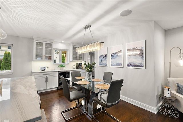 560 S Rosedale Court, Grosse Pointe, MI 48236