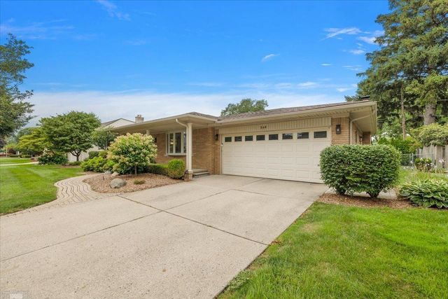 560 S Rosedale Court, Grosse Pointe, MI 48236