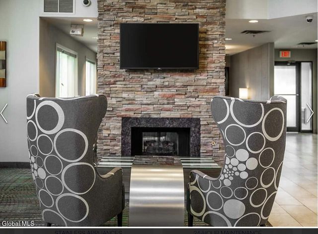 11 Residence Inn Drive 204, Colonie, NY 12110