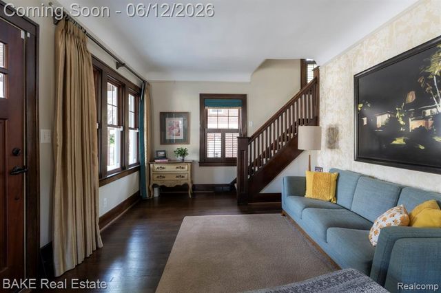 675 W Hazelhurst Street, Ferndale, MI 48220