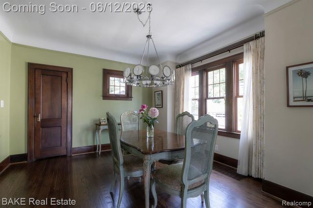 675 W Hazelhurst Street, Ferndale, MI 48220