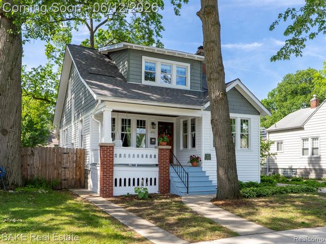 675 W Hazelhurst Street, Ferndale, MI 48220