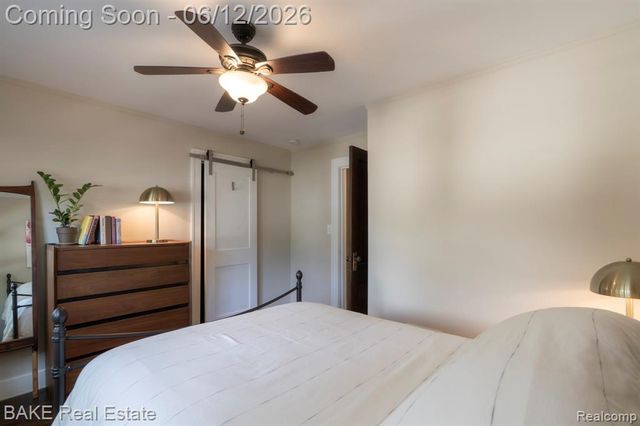 675 W Hazelhurst Street, Ferndale, MI 48220