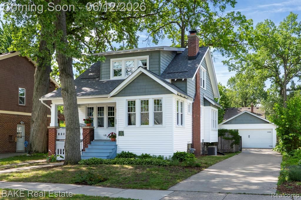675 W Hazelhurst Street, Ferndale, MI 48220