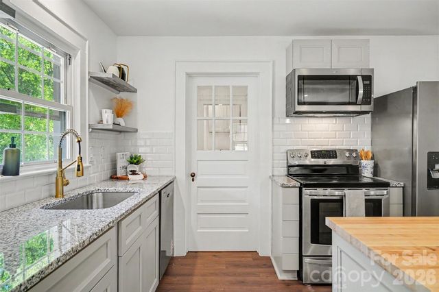 127 Cedar Drive NW, Concord, NC 28025