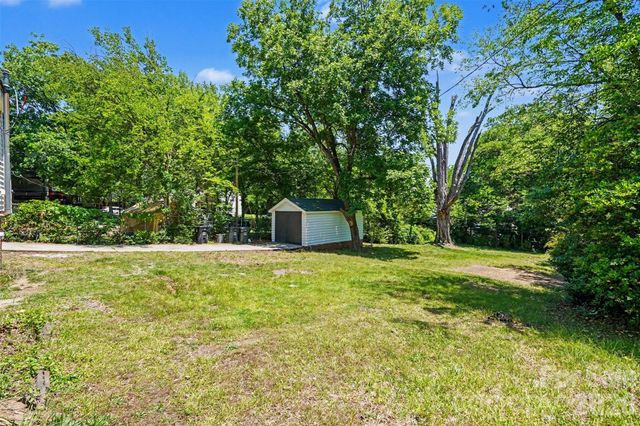 127 Cedar Drive NW, Concord, NC 28025