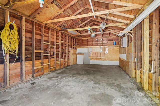 127 Cedar Drive NW, Concord, NC 28025