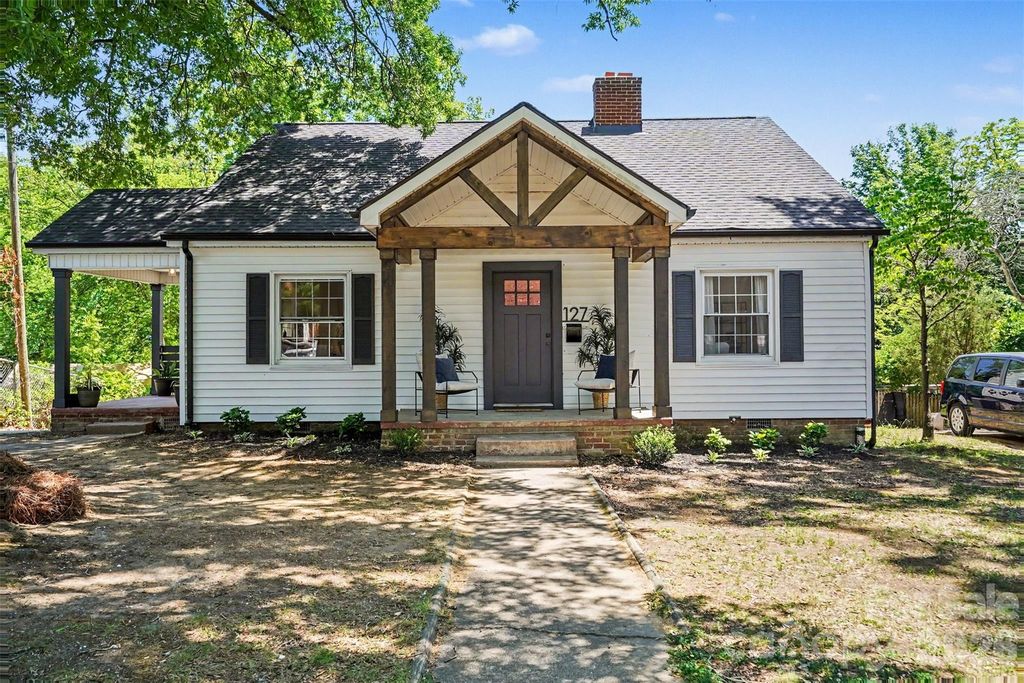 127 Cedar Drive NW, Concord, NC 28025