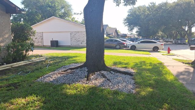 326 E Ferndale Lane, Grand Prairie, TX 75052