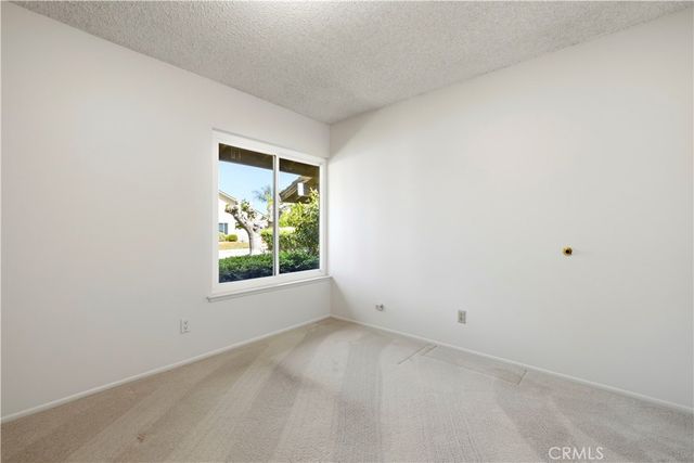 25033 Avenida Balita, Valencia, CA 91355