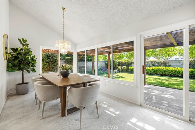 25033 Avenida Balita, Valencia, CA 91355