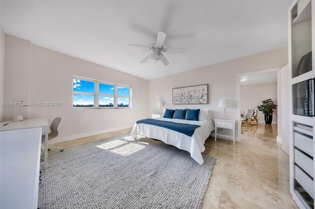 14951 Royal Oaks Ln 901, North Miami, FL 33181