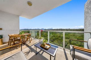 14951 Royal Oaks Ln 901, North Miami, FL 33181