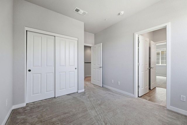2016 Sycamore Grove Ln, Roseville, CA 95747