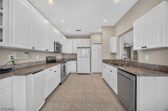 9141 Los Lagos CT 101, Bonita Springs, FL 34135